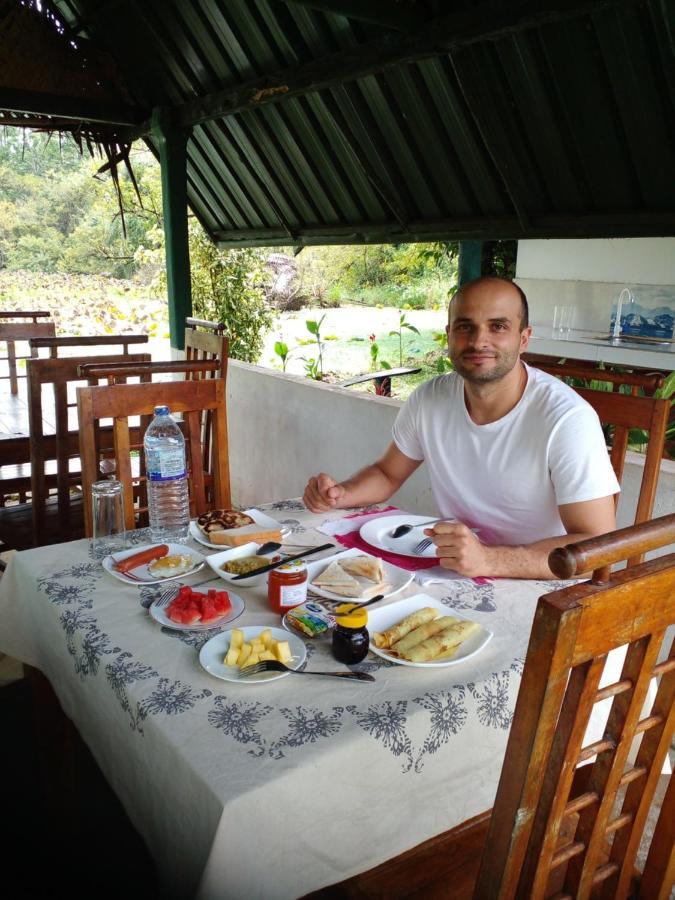 Meegahapokuna Resort Anuradhapura Exteriör bild