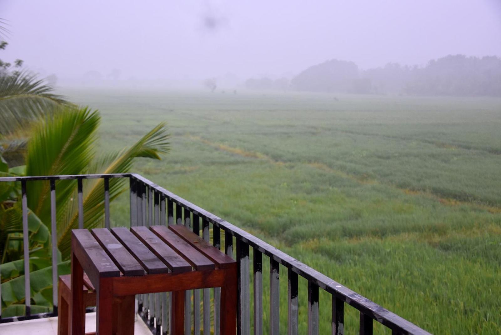 Meegahapokuna Resort Anuradhapura Exteriör bild